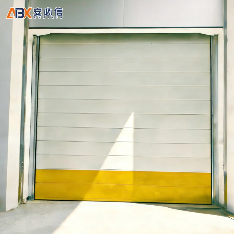 白山垂直滑升门